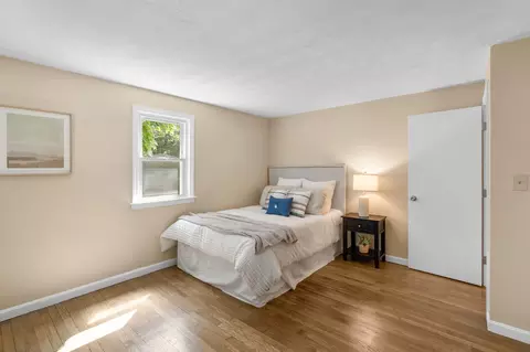 Bedroom - 53 Uncle Willies Way, Hyannis, MA 02601 photo 4 of 4