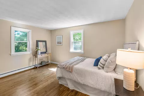 Bedroom - 53 Uncle Willies Way, Hyannis, MA 02601 photo 3 of 4