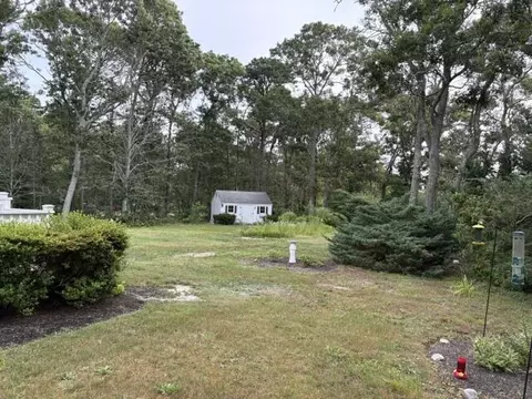Exterior - 567 Main St, Mashpee, MA 02649 photo 7 of 9
