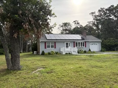 567 Main St, Mashpee, MA 02649 photo 1