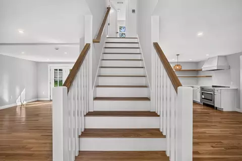 Entry Way - 94 Liam Ln, Centerville, MA 02632 photo 3 of 3
