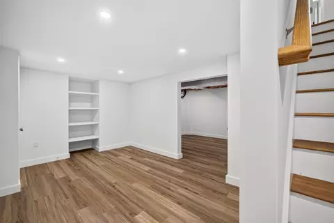 Living - 94 Liam Ln, Centerville, MA 02632 photo 6 of 6
