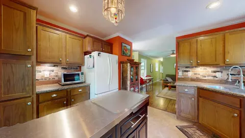Kitchen - 210 West Rd #E-12, Wellfleet, MA 02667 photo 3 of 5