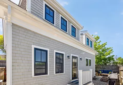 7 Conant St UNIT 4, Provincetown, MA 02657