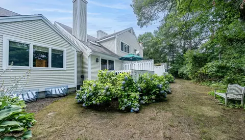 Exterior - 2 Mainsail Cir, Mashpee, MA 02649 photo 4 of 8