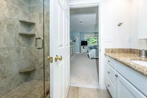 Bath - 2 Mainsail Cir, Mashpee, MA 02649 photo 2 of 4