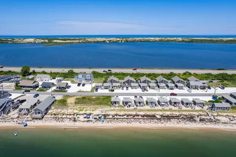 522 Shore Rd UNIT 17, North Truro, MA 02652