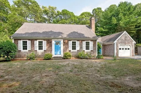 333 Harwich Rd, Brewster, MA 02631