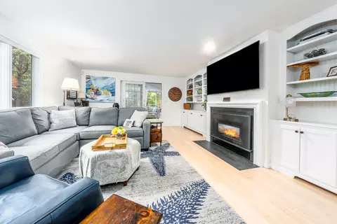 Living - 8 Executive Dr, Mashpee, MA 02649 photo 1 of 5