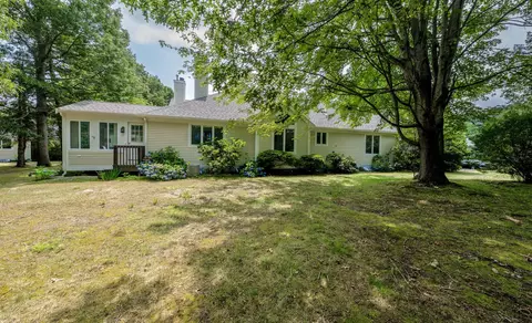 Exterior - 8 Executive Dr, Mashpee, MA 02649 photo 3 of 9
