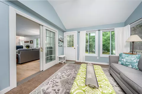 Entry Way - 8 Executive Dr, Mashpee, MA 02649 photo 2 of 3