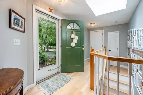 Entry Way - 8 Executive Dr, Mashpee, MA 02649 photo 1 of 3