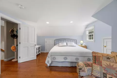 Bedroom - 25 Pilgrims Path, Eastham, MA 02642 photo 6 of 8