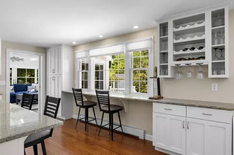 Kitchen - 25 Pilgrims Path, Eastham, MA 02642 photo 2 of 8
