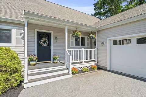 Exterior - 21 Colony Ave, Monument Beach, MA 02553 photo 2 of 7