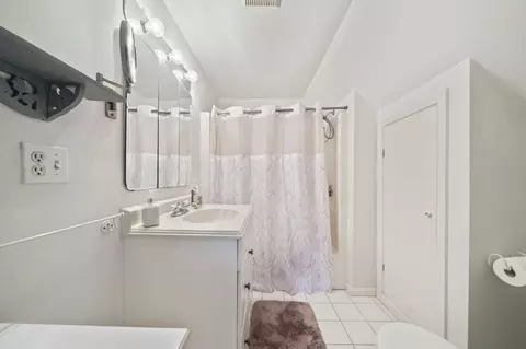 Bath - 21 Colony Ave, Monument Beach, MA 02553 photo 3 of 4