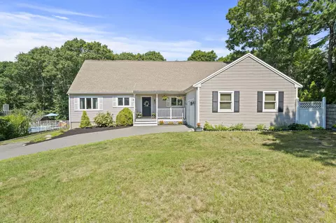 Exterior - 21 Colony Ave, Monument Beach, MA 02553 photo 4 of 7