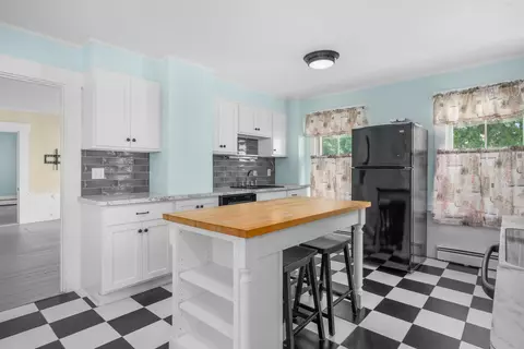 Kitchen - 340 Main St #1, Centerville, MA 02632 photo 2 of 4