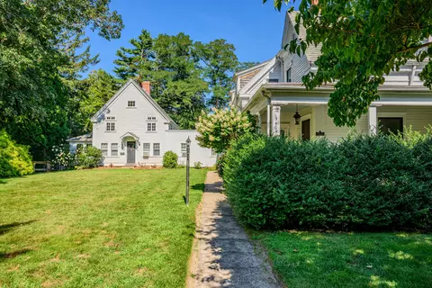 Exterior - 340 Main St #1, Centerville, MA 02632 photo 5 of 17