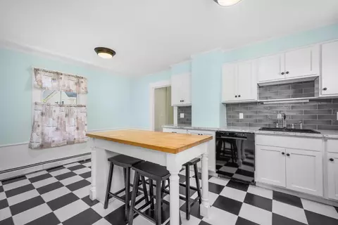 Kitchen - 340 Main St #1, Centerville, MA 02632 photo 3 of 4