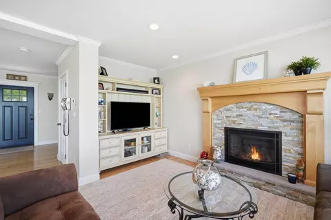 Living - 84 Sagamore Rd, Sagamore Beach, MA 02562 photo 2 of 2