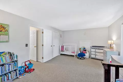 Bedroom - 27 Oregon Rd, Mashpee, MA 02649 photo 5 of 8