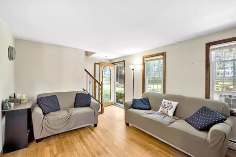 Entry Way - 27 Oregon Rd, Mashpee, MA 02649 photo 1 of 2