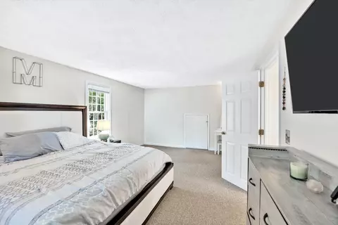 Bedroom - 27 Oregon Rd, Mashpee, MA 02649 photo 6 of 8