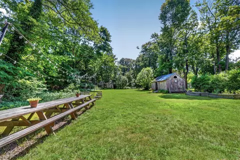 Exterior - 2839 Main St, Barnstable, MA 02630 photo 3 of 5