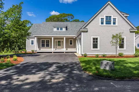 2 Monomoy Ln, Orleans, MA 02653