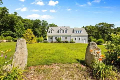 Exterior - 20 Durham Dr, Waquoit, MA 02536 photo 2 of 7