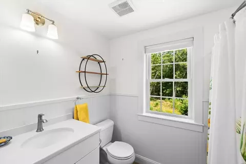 Bath - 20 Durham Dr, Waquoit, MA 02536 photo 2 of 3