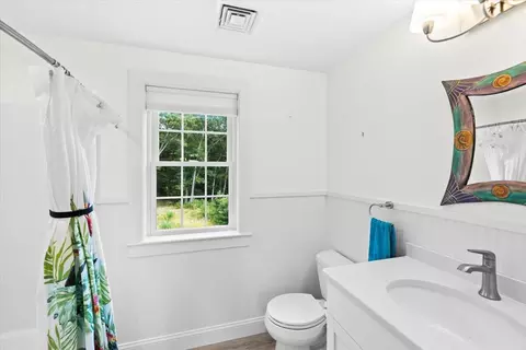 Bath - 20 Durham Dr, Waquoit, MA 02536 photo 3 of 3