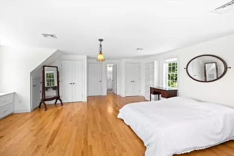 Bedroom - 20 Durham Dr, Waquoit, MA 02536 photo 2 of 4