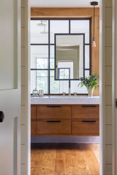 Bath - 25 Brickyard Rd, Chilmark, MA 02535 photo 1 of 4