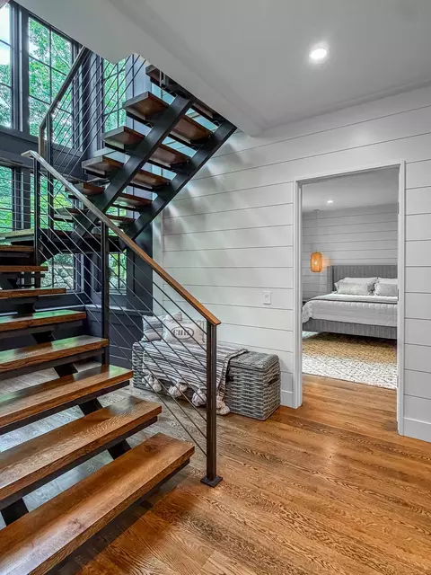 Entry Way - 25 Brickyard Rd, Chilmark, MA 02535 photo 1 of 2