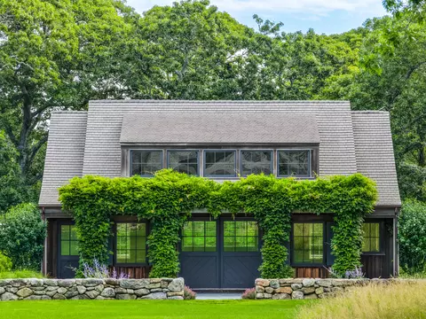 Exterior - 25 Brickyard Rd, Chilmark, MA 02535 photo 12 of 16
