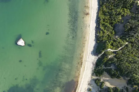 View/Area - 25 Brickyard Rd, Chilmark, MA 02535 photo 8 of 10