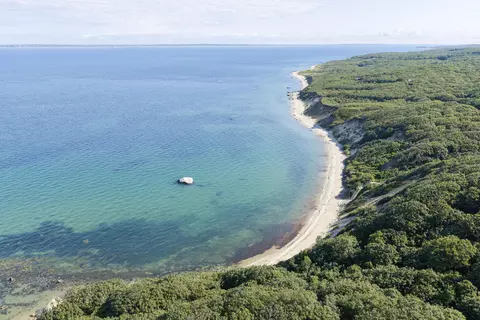 View/Area - 25 Brickyard Rd, Chilmark, MA 02535 photo 9 of 10