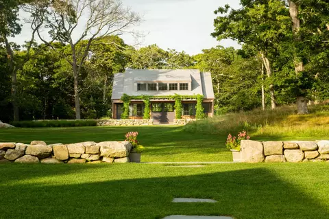 Exterior - 25 Brickyard Rd, Chilmark, MA 02535 photo 11 of 16