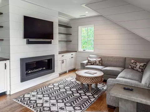 Living - 25 Brickyard Rd, Chilmark, MA 02535 photo 5 of 5