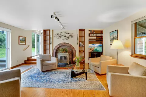 Living - 174 Middle Rd, Chilmark, MA 02535 photo 2 of 4