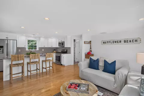 3 Redwood Ln, Dennis, MA 02638