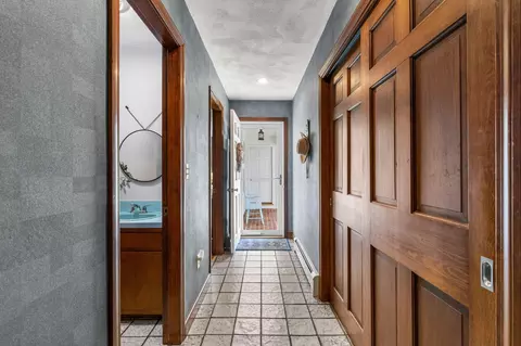 Entry Way - 2000 Bridge Rd, Eastham, MA 02642 photo 6 of 7