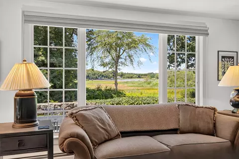 Living - 35 Blue Heron Dr, Osterville, MA 02655 photo 1 of 4