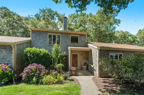 68 Woodland Trail Trl UNIT 68, Teaticket, MA 02536