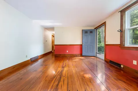 Living - 41 Bridle Path, Marstons Mills, MA 02648 photo 2 of 5