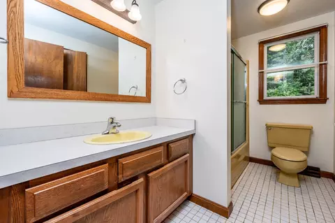 Bath - 41 Bridle Path, Marstons Mills, MA 02648 photo 1 of 1
