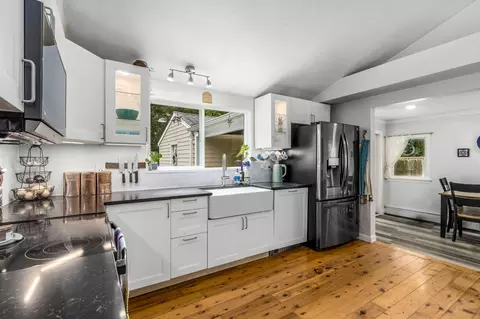 Kitchen - 23 Highview Ave, Mashpee, MA 02649 photo 2 of 2