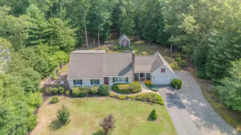 54 Cranberry Ridge Rd, Marstons Mills, MA 02648